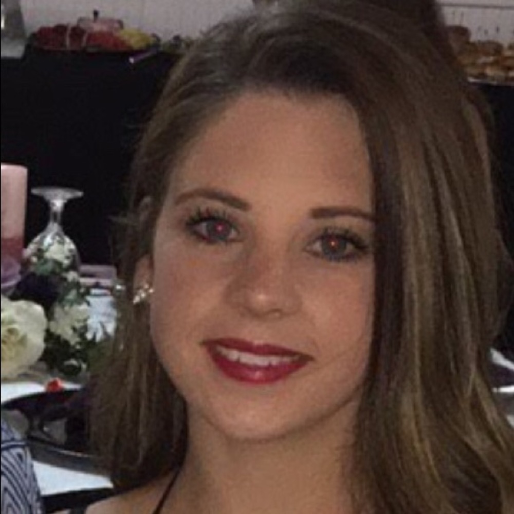 Meet your Posher, Alyssa